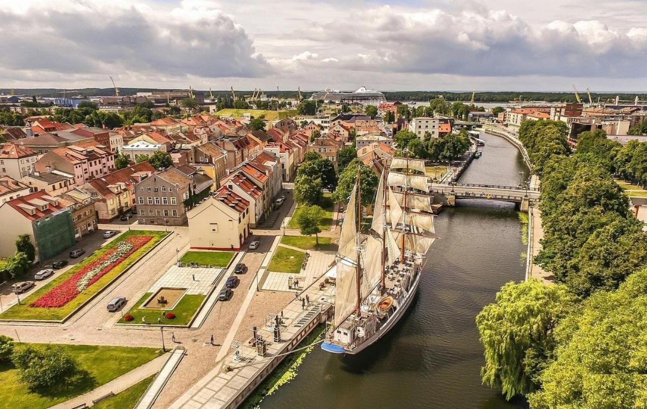 Old Town River Apartments Klaipėda Buitenkant foto